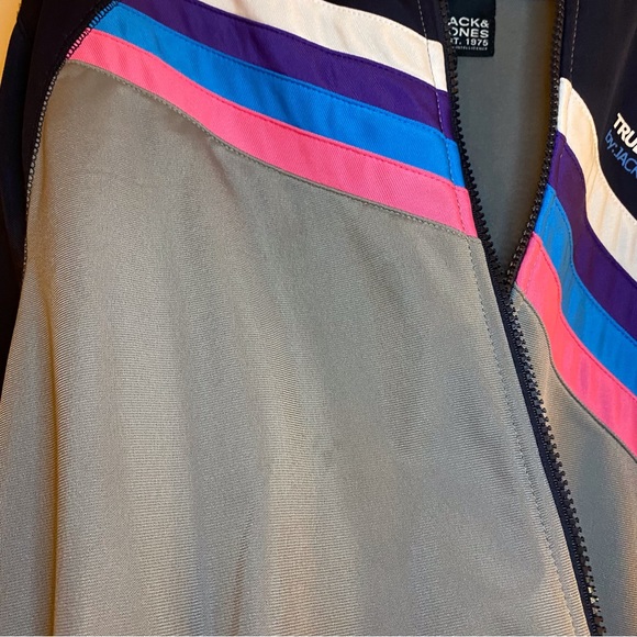 Vintage Jack & Jones Hoodie - Picture 5 of 8